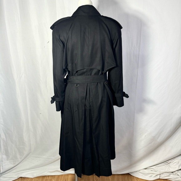 AQUASCUTUM BLACK TRENCH COAT OLD MONEY AESTHETIC MADE IN CANADA MEDIUM - Picture 4 of 17